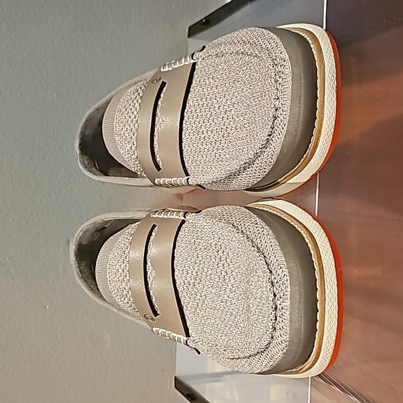 Cole haan zerogrand stitchlite loafer gray/white/orange main image 4